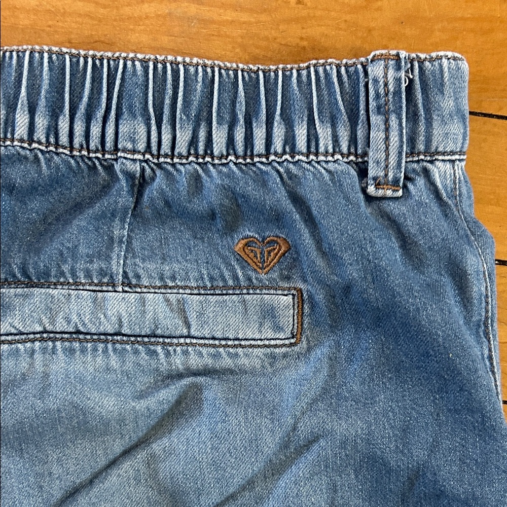 EUC Roxy High Rise Wide Leg Light Blue Denim Pants - Picture 7 of 10
